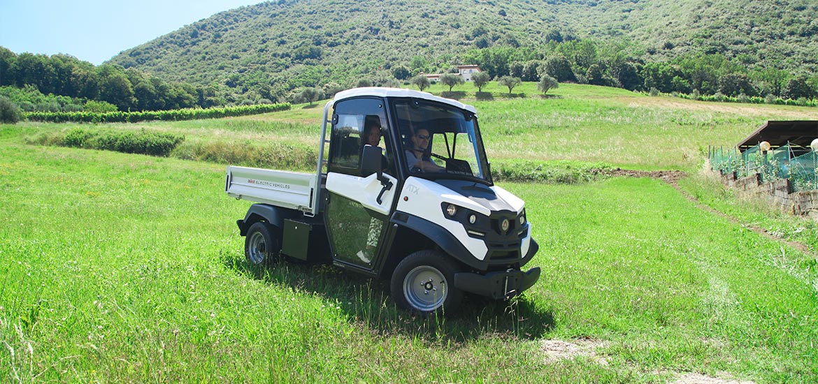 Più di una Golf Car? Macchine Alkè per campi da golf come 4x4 Alkè