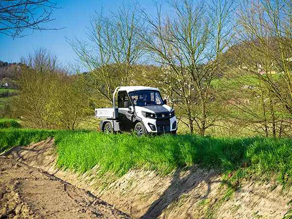  Trattori elettrici agricoli