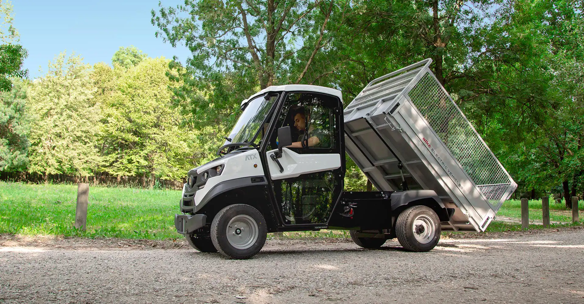 Camioncini elettrici con ribaltabile Camioncini elettrici con ribaltabile