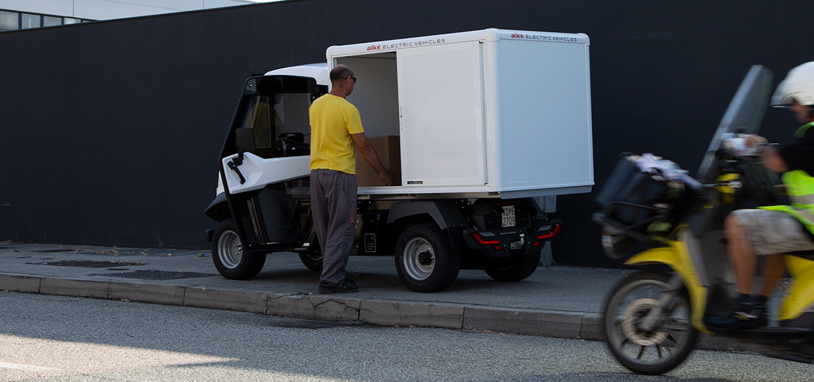 Furgone cassonato per logistica ultimo miglio