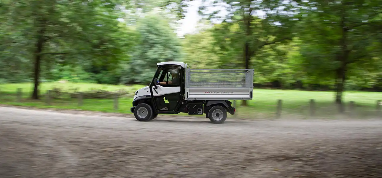 Veicolo da lavoro elettrico per bioparco