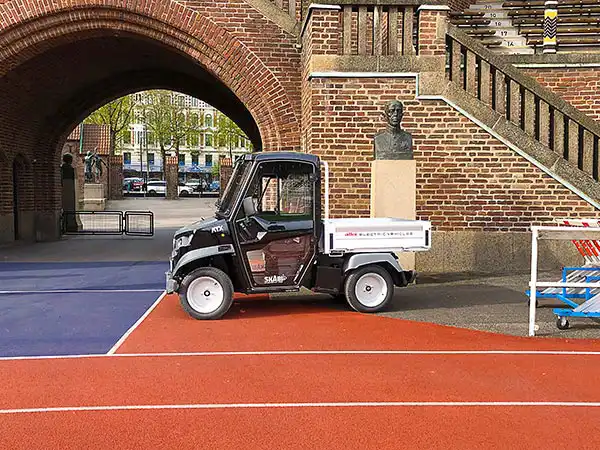 Impianti sportivi sostenibili: veicoli elettrici a zero emissioni Impianti sportivi sostenibili: veicoli elettrici a zero emissioni