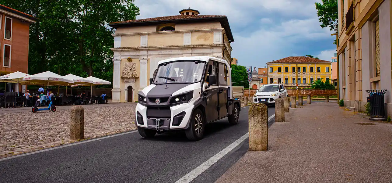 Veicolo elettrico 4 posti ATX4 Alkè