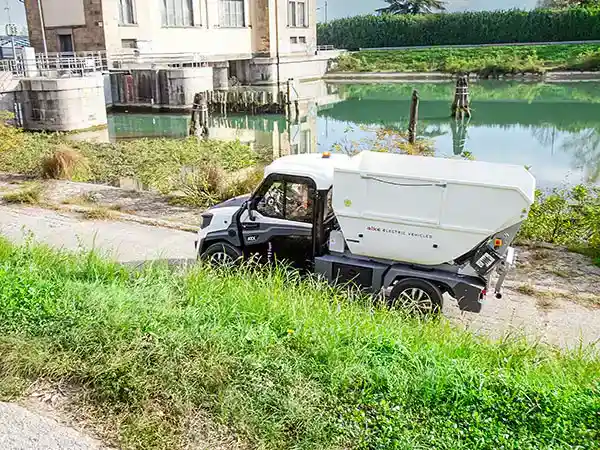 Veicoli con vasca rifiuti Alkè